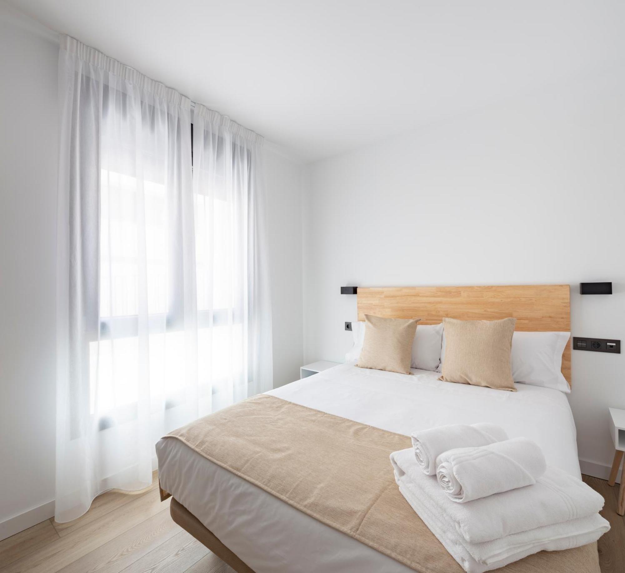 Apartamentos Turisticos D10 Ávila Kültér fotó
