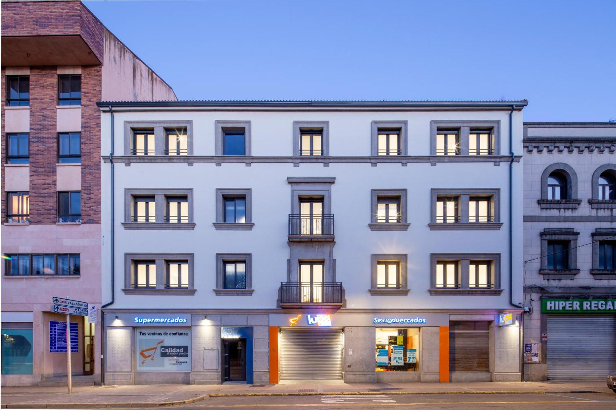 Apartamentos Turisticos D10 Ávila Kültér fotó